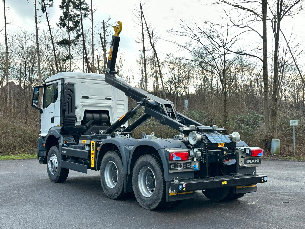 MAN TGS 33.440 6x4 Euro6e Abrollkipper Hyva - Hook lift truck, Crane truck: picture 4 MAN TGS 33.440 6x4 Euro6e Abrollkipper Hyva - Hook lift truck, Crane truck: picture 4