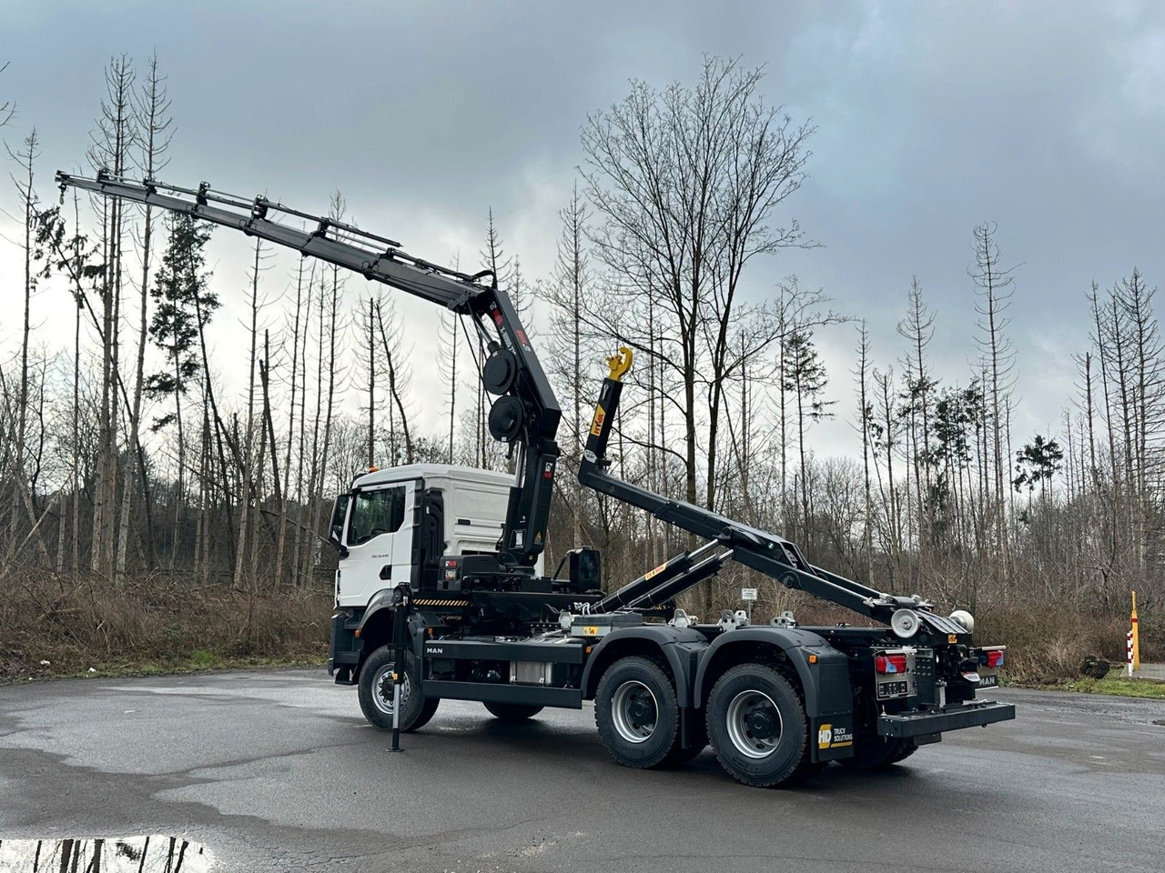 MAN TGS 33.440 6x6 BB Abrollkipper+Kran Hiab 228-6 - Hook lift truck, Crane truck: picture 5 MAN TGS 33.440 6x6 BB Abrollkipper+Kran Hiab 228-6 - Hook lift truck, Crane truck: picture 5