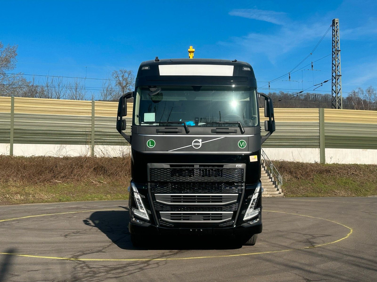 Volvo FH 540 6x4 Abrollkipper Hyva 20-60 - Hook lift truck, Crane truck: picture 2 Volvo FH 540 6x4 Abrollkipper Hyva 20-60 - Hook lift truck, Crane truck: picture 2