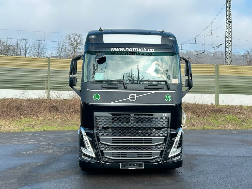Volvo FH 540 6x4 Euro6e HIAB X-HIPRO 548 E 8 - Crane truck, Dropside/ Flatbed truck: picture 3 Volvo FH 540 6x4 Euro6e HIAB X-HIPRO 548 E 8 - Crane truck, Dropside/ Flatbed truck: picture 3