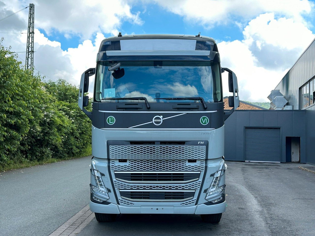 Volvo FH 540 6x4 - Cab chassis truck: picture 2 Volvo FH 540 6x4 - Cab chassis truck: picture 2