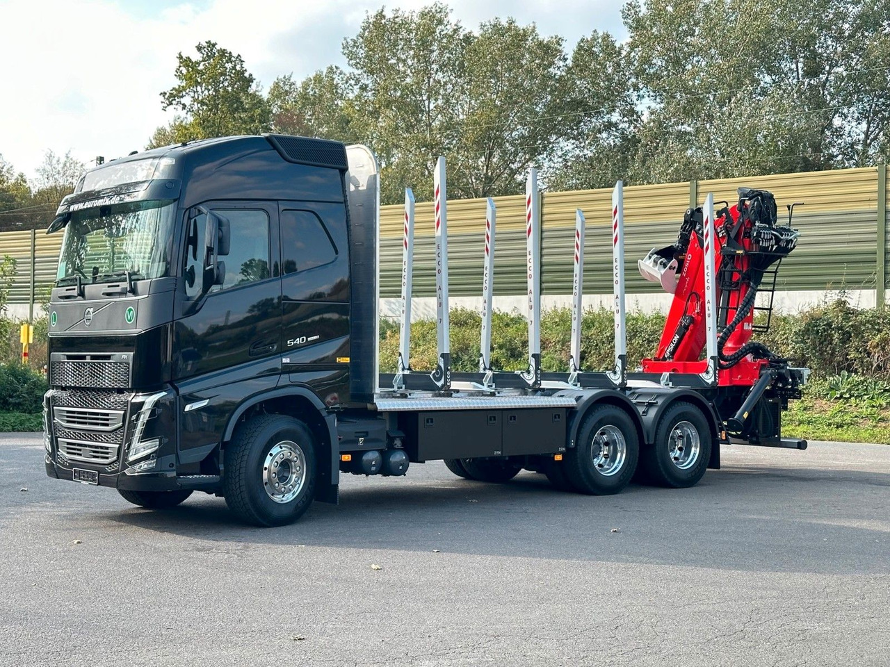 Volvo FH 540 6x4 LogLift EPSILON - Timber truck, Crane truck: picture 2 Volvo FH 540 6x4 LogLift EPSILON - Timber truck, Crane truck: picture 2