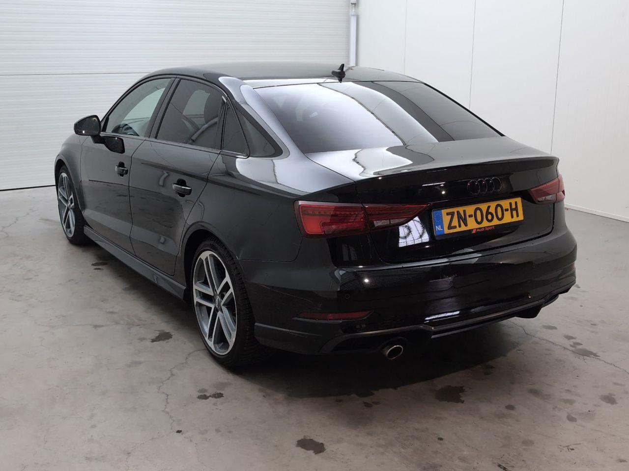 Audi A3 Limousine 30 TDI Sport S Line Edition | 2019 | 210.512 km | Automaat | ZN060H | NAP: Logisch - Sedan: picture 3 Audi A3 Limousine 30 TDI Sport S Line Edition | 2019 | 210.512 km | Automaat | ZN060H | NAP: Logisch - Sedan: picture 3