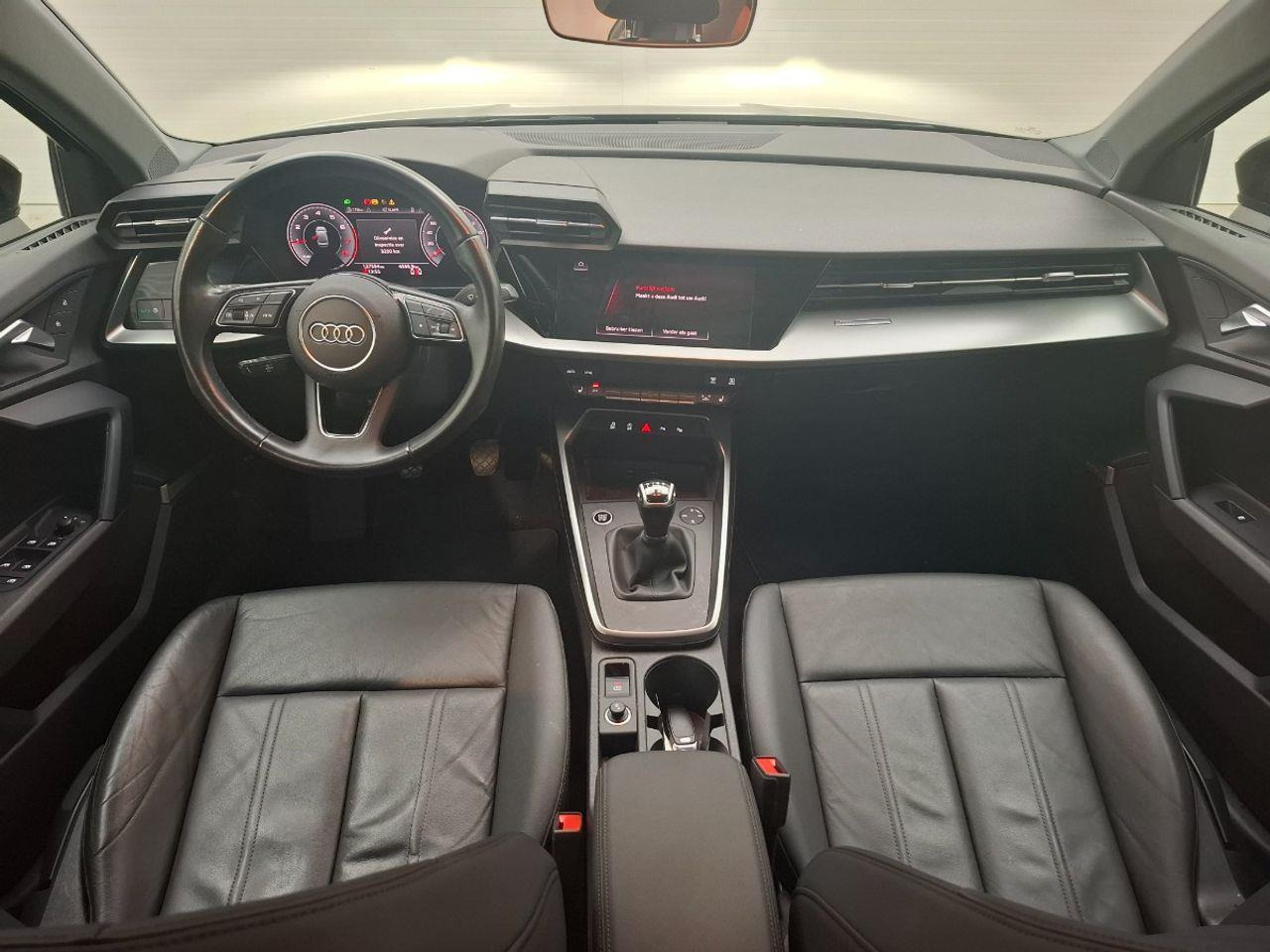 Audi A3 Limousine 30 TFSI S edition | 2021 | 127.594 km | Z259RT | NAP: Geen oordeel - Car: picture 5 Audi A3 Limousine 30 TFSI S edition | 2021 | 127.594 km | Z259RT | NAP: Geen oordeel - Car: picture 5