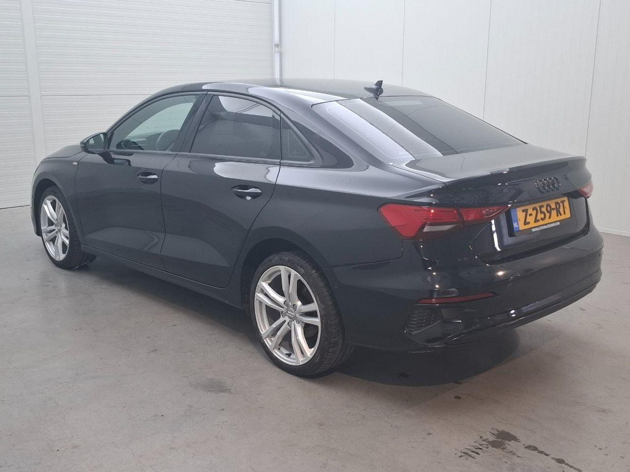 Audi A3 Limousine 30 TFSI S edition | 2021 | 127.594 km | Z259RT | NAP: Geen oordeel - Car: picture 3 Audi A3 Limousine 30 TFSI S edition | 2021 | 127.594 km | Z259RT | NAP: Geen oordeel - Car: picture 3