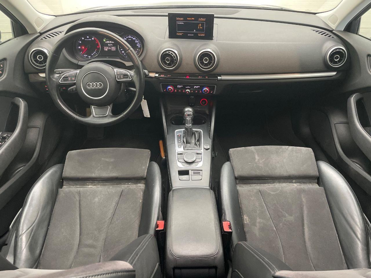 Audi A3 Sportback 1.2 TFSI Ambition Pro Line plus | 2015 | 271.733 km | GV540K | NAP: Logisch - Car: picture 5 Audi A3 Sportback 1.2 TFSI Ambition Pro Line plus | 2015 | 271.733 km | GV540K | NAP: Logisch - Car: picture 5
