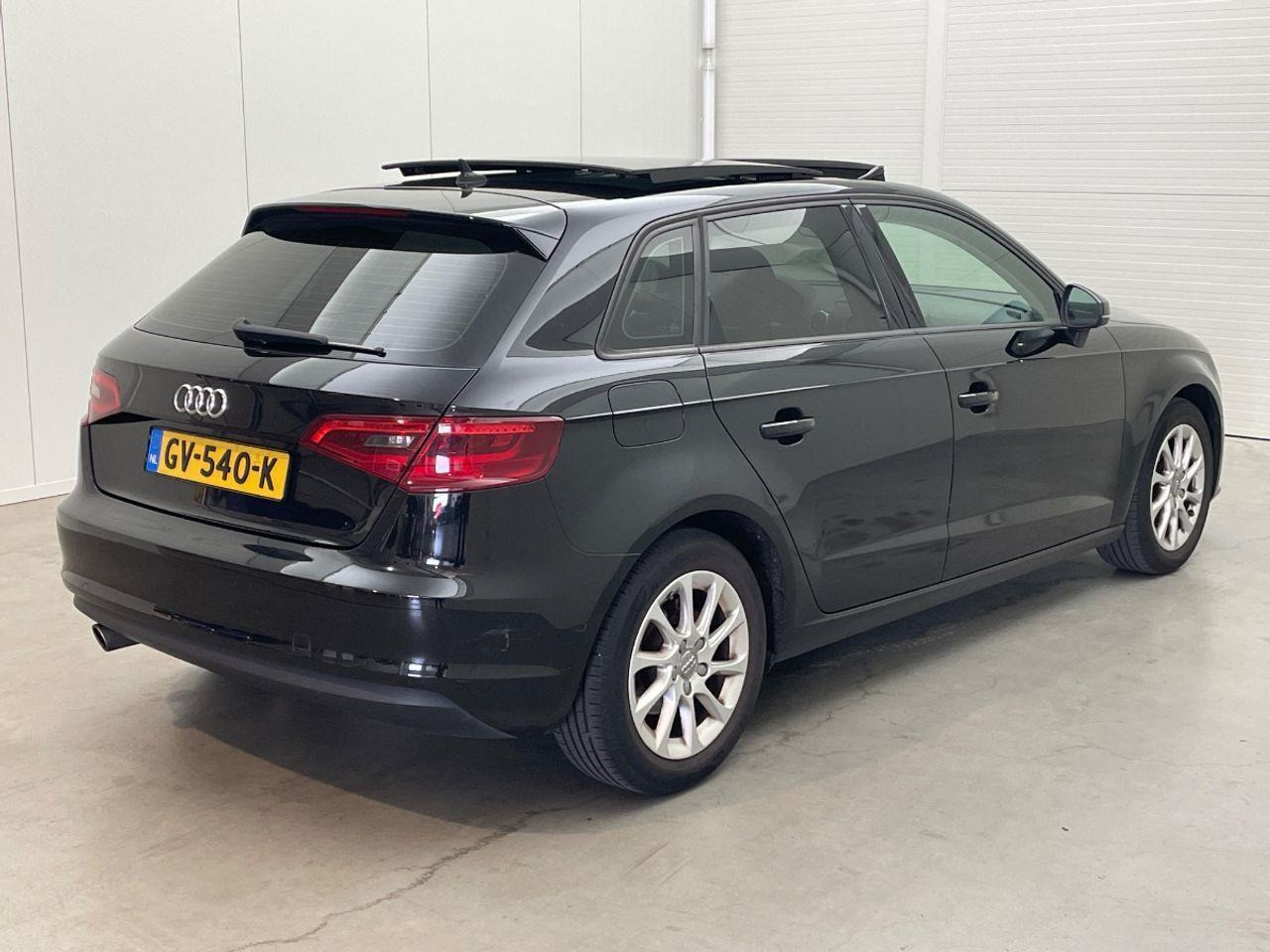 Audi A3 Sportback 1.2 TFSI Ambition Pro Line plus | 2015 | 271.733 km | GV540K | NAP: Logisch - Car: picture 4 Audi A3 Sportback 1.2 TFSI Ambition Pro Line plus | 2015 | 271.733 km | GV540K | NAP: Logisch - Car: picture 4