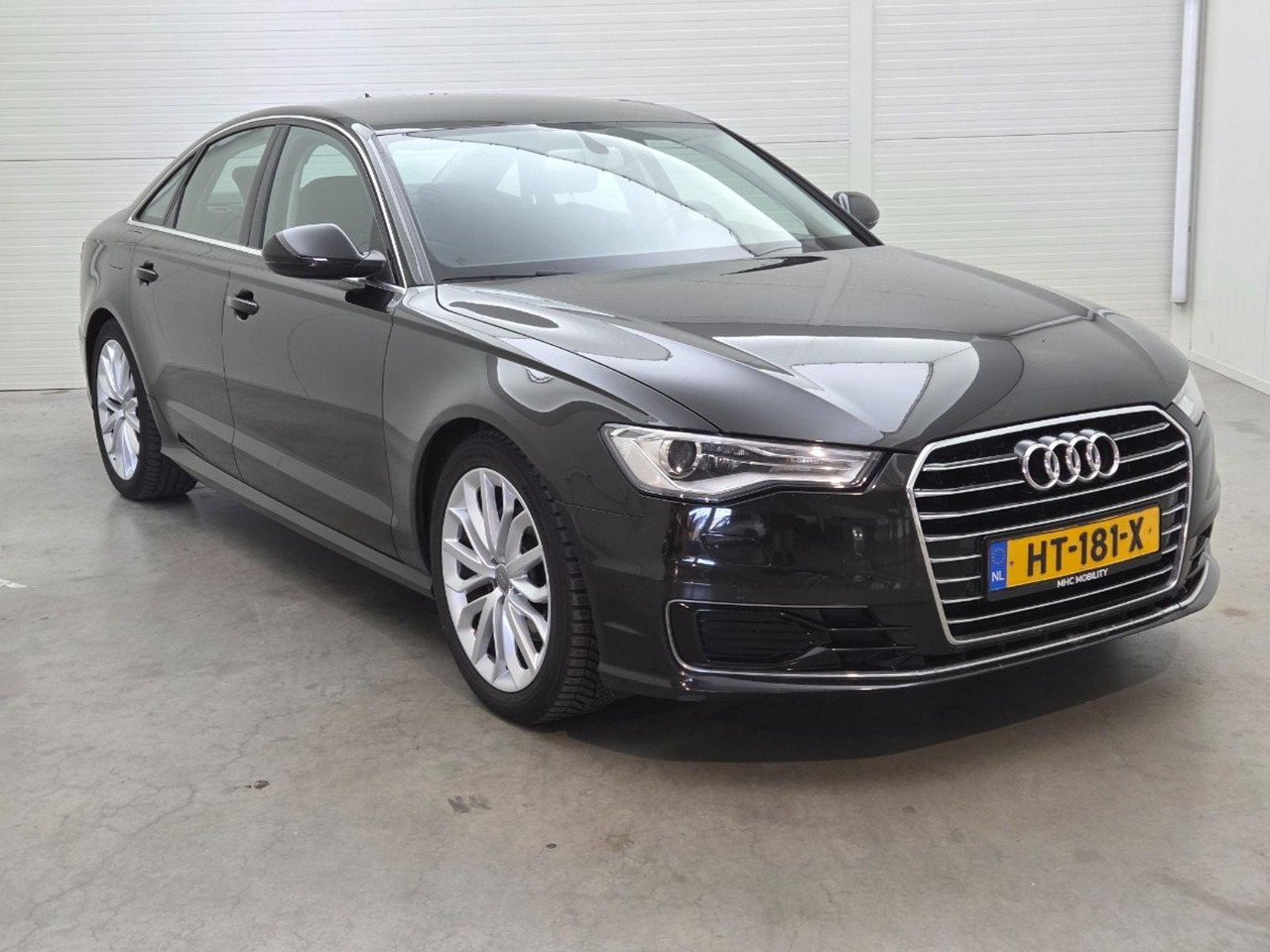Audi A6 Limousine 1.8 TFSI ultra Automatic Business Edition | 2016 | 202.875 km | Automaat | HT181X | NAP: Logisch - Sedan: picture 2 Audi A6 Limousine 1.8 TFSI ultra Automatic Business Edition | 2016 | 202.875 km | Automaat | HT181X | NAP: Logisch - Sedan: picture 2