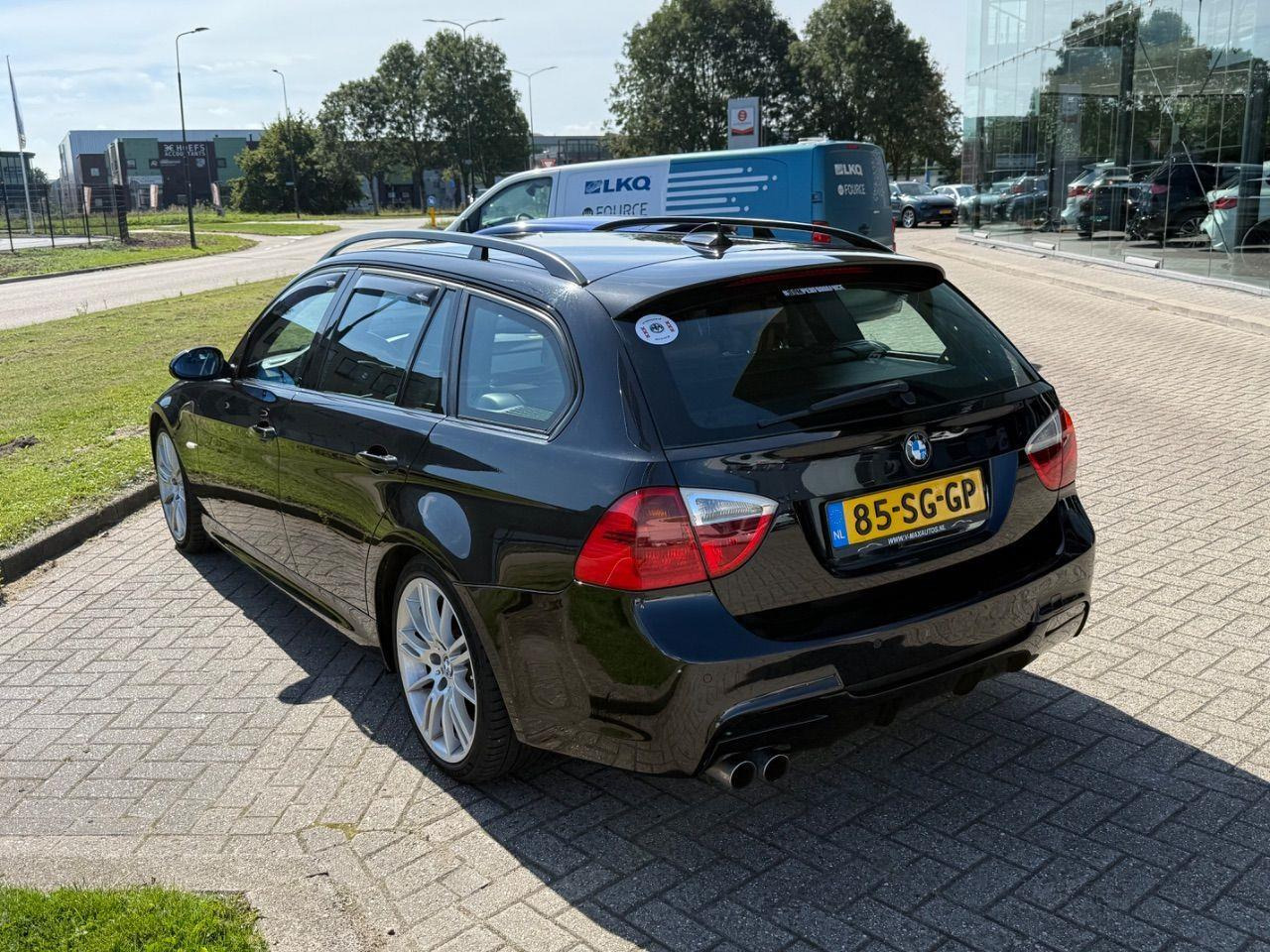 BMW 3 - serie Touring 330i Dynamic Executive | 2006 | 329.515 km | Automaat | 85SGGP | NAP: Logisch - Car: picture 3 BMW 3 - serie Touring 330i Dynamic Executive | 2006 | 329.515 km | Automaat | 85SGGP | NAP: Logisch - Car: picture 3