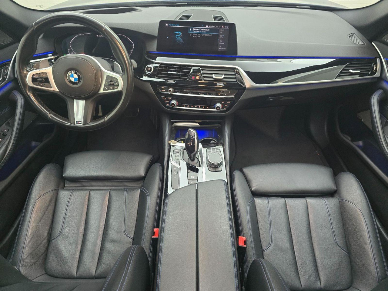 BMW 5-serie 530e iPerformance High Executive | 2020 | 84.303 km | Automaat | T978PG | NAP: Geen oordeel - Sedan: picture 5 BMW 5-serie 530e iPerformance High Executive | 2020 | 84.303 km | Automaat | T978PG | NAP: Geen oordeel - Sedan: picture 5