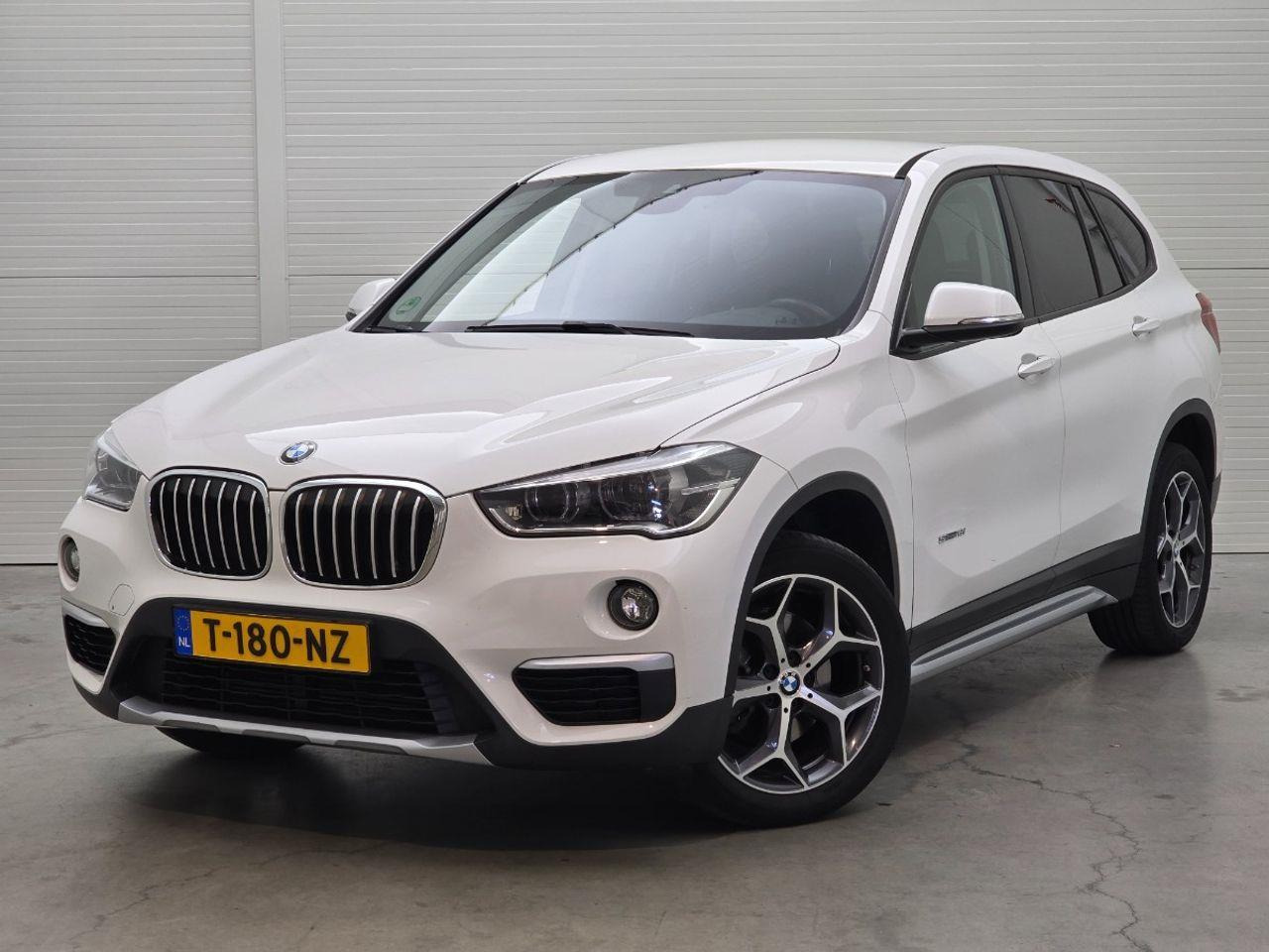 BMW X1 sDrive18i Executive | 2017 | 106.088 km | Automaat | T180NZ | NAP: Geen oordeel - SUV: picture 1 BMW X1 sDrive18i Executive | 2017 | 106.088 km | Automaat | T180NZ | NAP: Geen oordeel - SUV: picture 1