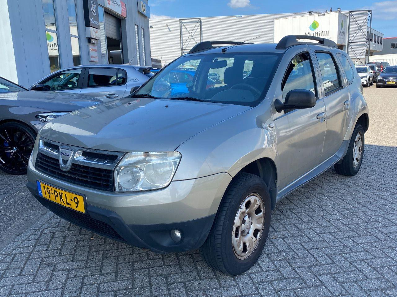 Dacia Duster 1.6 Lauréate 2wd | 2011 | 240.559 km | 19PKL9 | NAP: Logisch - Car: picture 1 Dacia Duster 1.6 Lauréate 2wd | 2011 | 240.559 km | 19PKL9 | NAP: Logisch - Car: picture 1