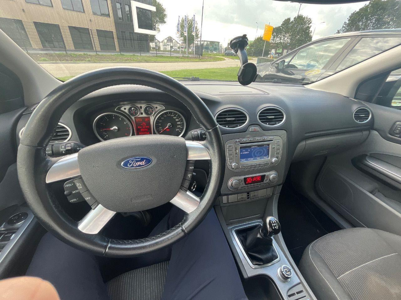 Ford Focus Wagon 1.8 Limited | 2010 | 294.038 km | 49LFB6 | NAP: Logisch - Car: picture 5 Ford Focus Wagon 1.8 Limited | 2010 | 294.038 km | 49LFB6 | NAP: Logisch - Car: picture 5