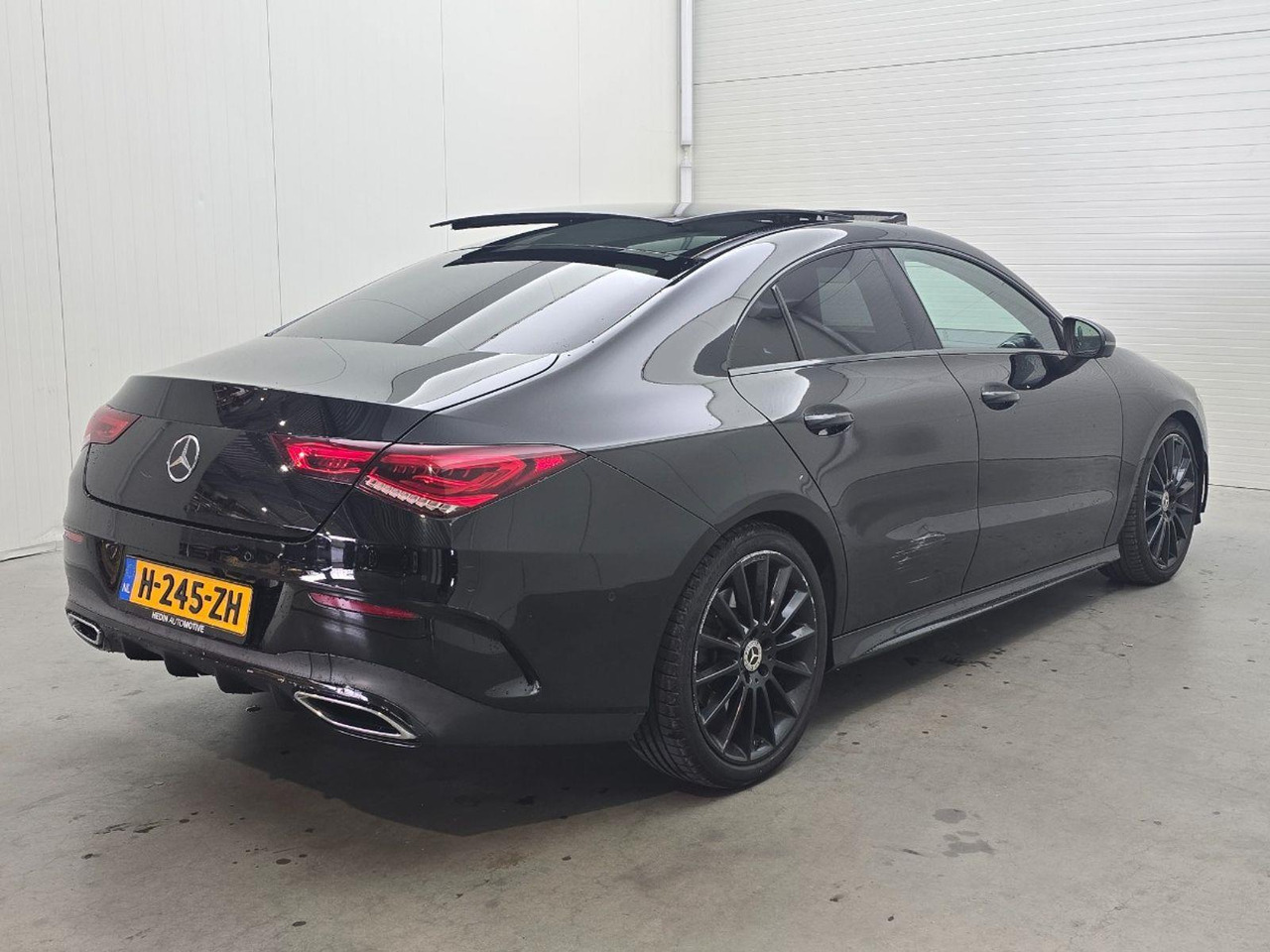 Mercedes-Benz CLA-klasse 220 Premium Plus | 2019 | 251.329 km | Automaat | H245ZH | NAP: Geen oordeel - Sedan: picture 4 Mercedes-Benz CLA-klasse 220 Premium Plus | 2019 | 251.329 km | Automaat | H245ZH | NAP: Geen oordeel - Sedan: picture 4