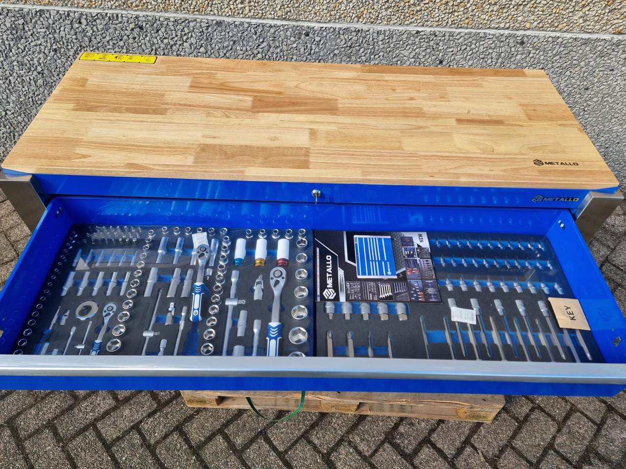 Metallo Mega Jumbo Gereedschapskist - Nieuw, 11 lades waarvan 9 gevuld met gereedschap - Workshop equipment: picture 3 Metallo Mega Jumbo Gereedschapskist - Nieuw, 11 lades waarvan 9 gevuld met gereedschap - Workshop equipment: picture 3