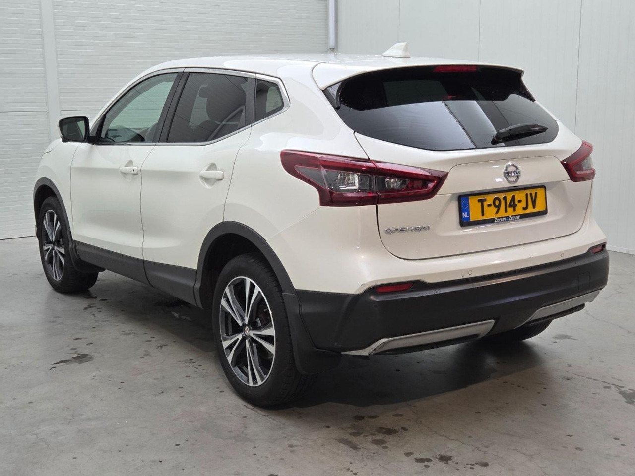 Nissan Qashqai 1.3 DIG - T Acenta | 2020 | 136.596 km | Automaat | T914JV | NAP: Geen oordeel - SUV: picture 3 Nissan Qashqai 1.3 DIG - T Acenta | 2020 | 136.596 km | Automaat | T914JV | NAP: Geen oordeel - SUV: picture 3