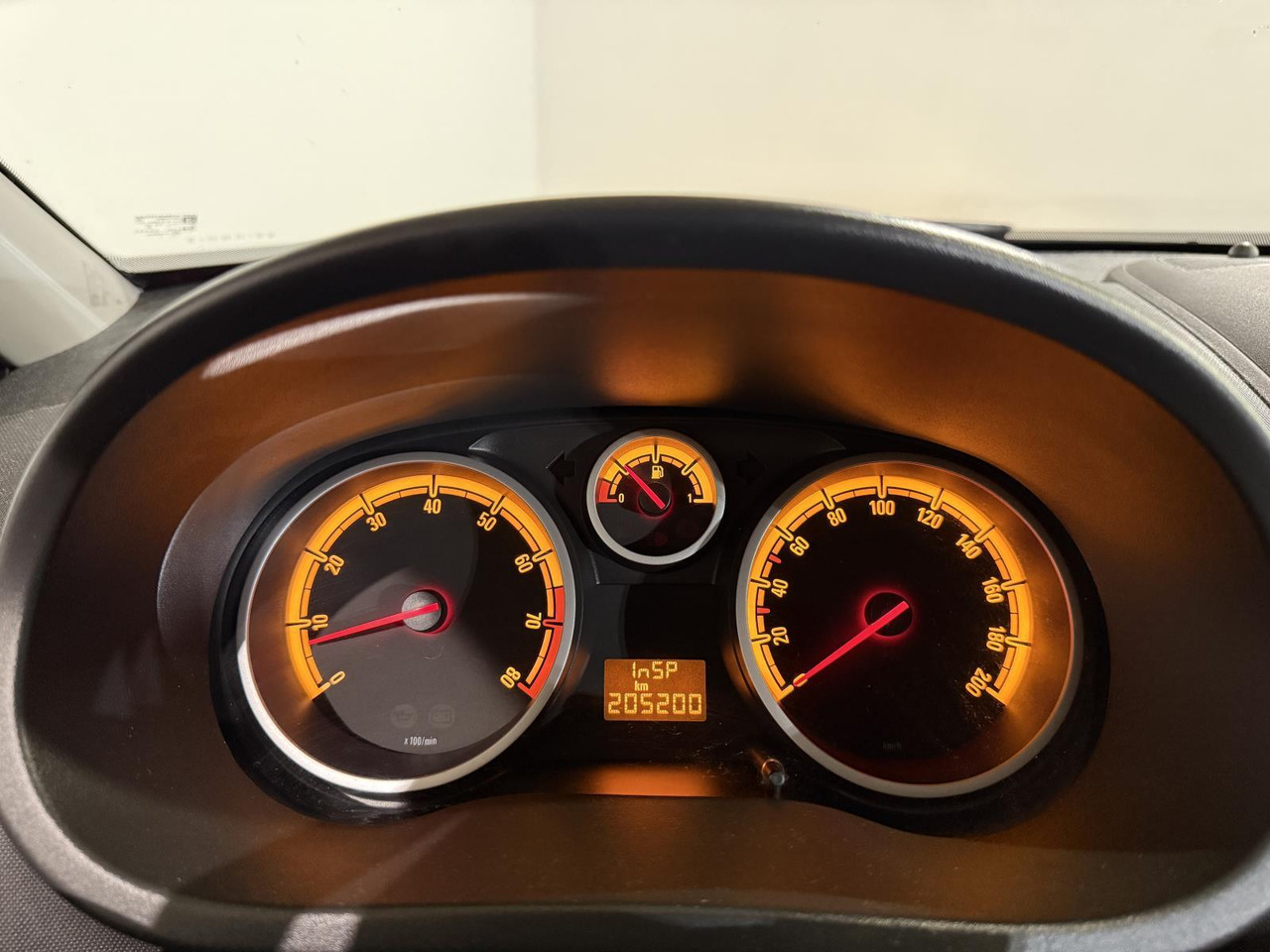 Opel Corsa 1.2-16V Color Edition | 2011 | 205.202 km | 99-RNH-3 - Hatchback: picture 5 Opel Corsa 1.2-16V Color Edition | 2011 | 205.202 km | 99-RNH-3 - Hatchback: picture 5