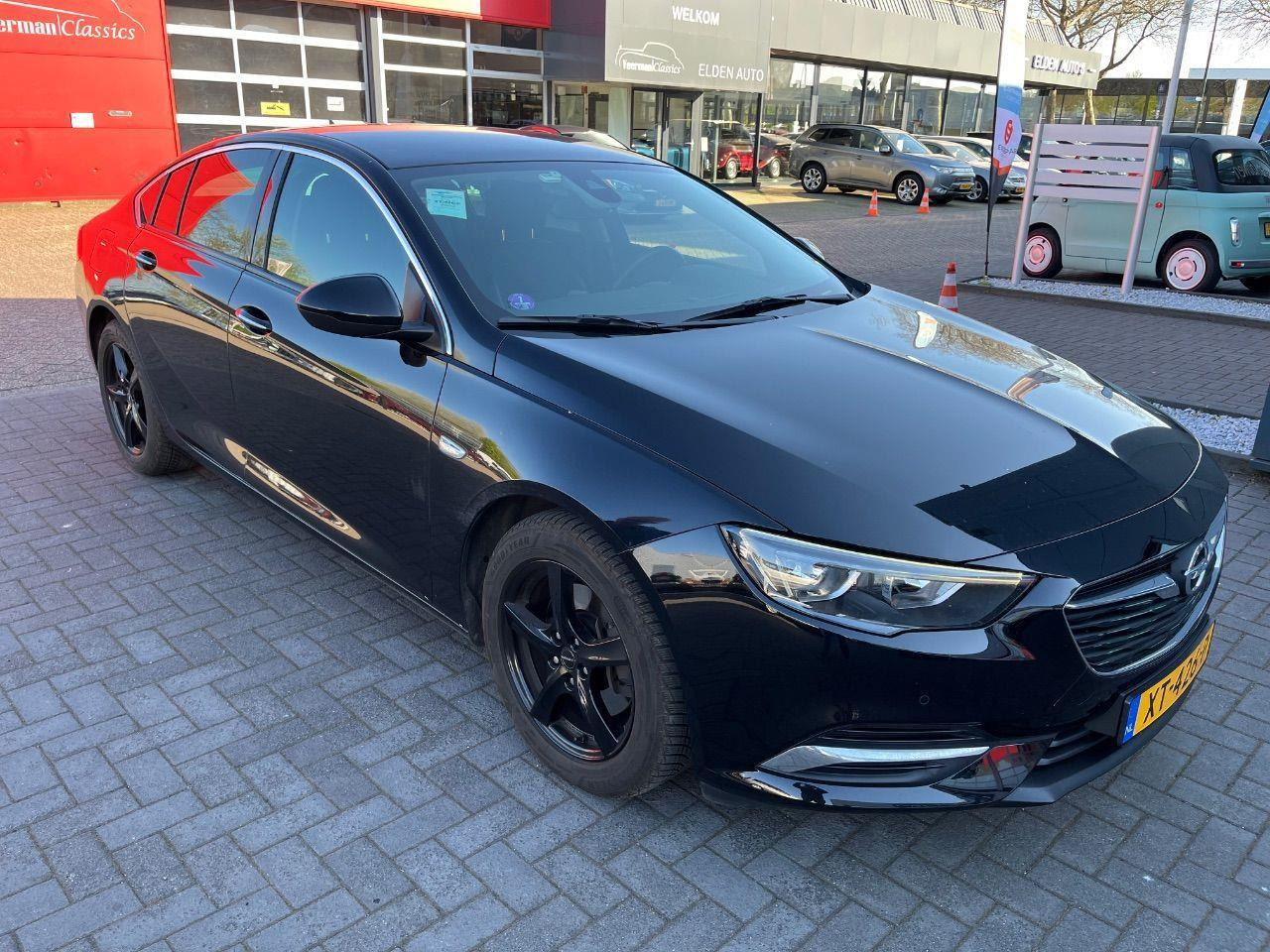 Opel Insignia Grand Sport 1.6 Turbo Business Executive | 2019 | 198.548 km | XT426P | NAP: Logisch - Hatchback: picture 2 Opel Insignia Grand Sport 1.6 Turbo Business Executive | 2019 | 198.548 km | XT426P | NAP: Logisch - Hatchback: picture 2