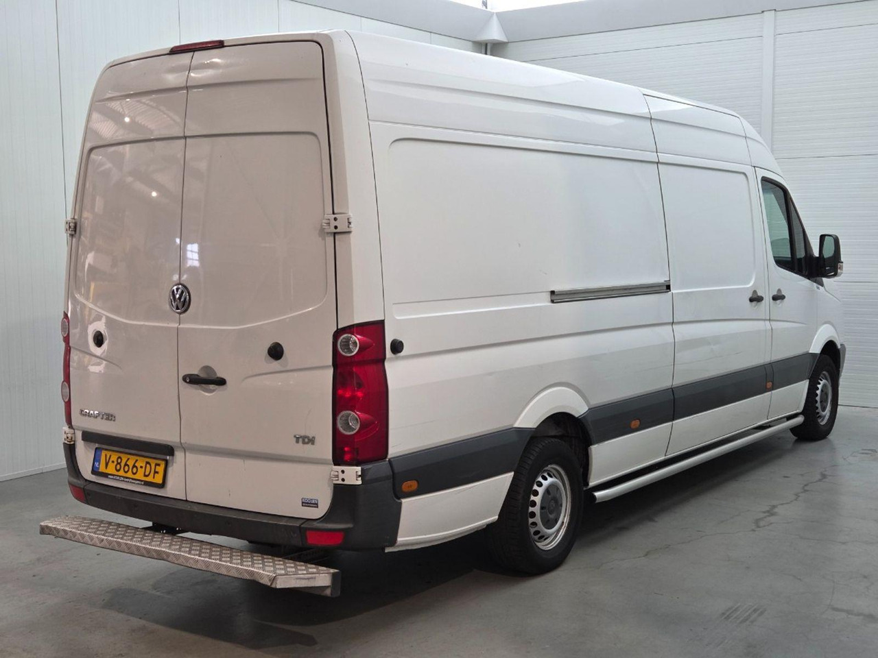 Volkswagen Crafter 32 2.0 TDI L3H2 | 2017 | 240.360 km | V866DF | NAP: Logisch - Other machinery: picture 4 Volkswagen Crafter 32 2.0 TDI L3H2 | 2017 | 240.360 km | V866DF | NAP: Logisch - Other machinery: picture 4