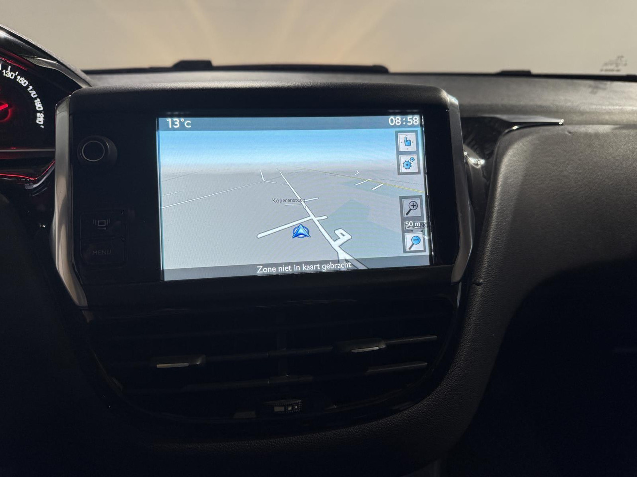 Peugeot | 208 | 1.2 VTi Style | 2014 | 191.063 km | 9XVB78 | Logisch - Hatchback: picture 5 Peugeot | 208 | 1.2 VTi Style | 2014 | 191.063 km | 9XVB78 | Logisch - Hatchback: picture 5