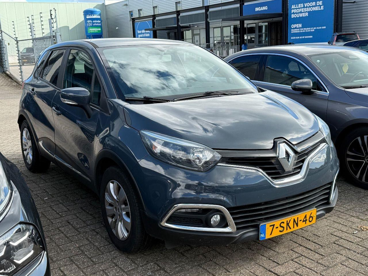 Renault Captur 0.9 TCe Expression | 2013 | 87.982 km | 7SKN46 | NAP: Logisch - SUV: picture 2 Renault Captur 0.9 TCe Expression | 2013 | 87.982 km | 7SKN46 | NAP: Logisch - SUV: picture 2