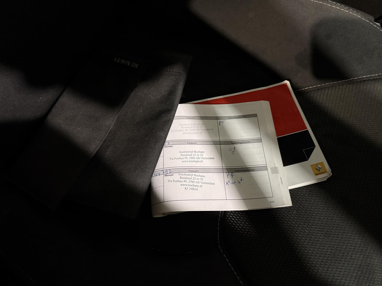 Renault | Clio Estate | 0.9 TCe Night&Day | 2014 | 176.858 km | 3ZBH50 | Logisch - Car: picture 5 Renault | Clio Estate | 0.9 TCe Night&Day | 2014 | 176.858 km | 3ZBH50 | Logisch - Car: picture 5