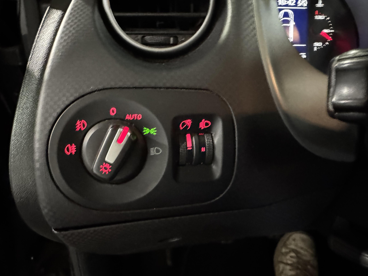 Car SEAT | Altea XL | 1.2 TSI Ecomotive Businessline COPA | 2012 | 274.939 km | 28TJZ5 | Logisch: picture 17