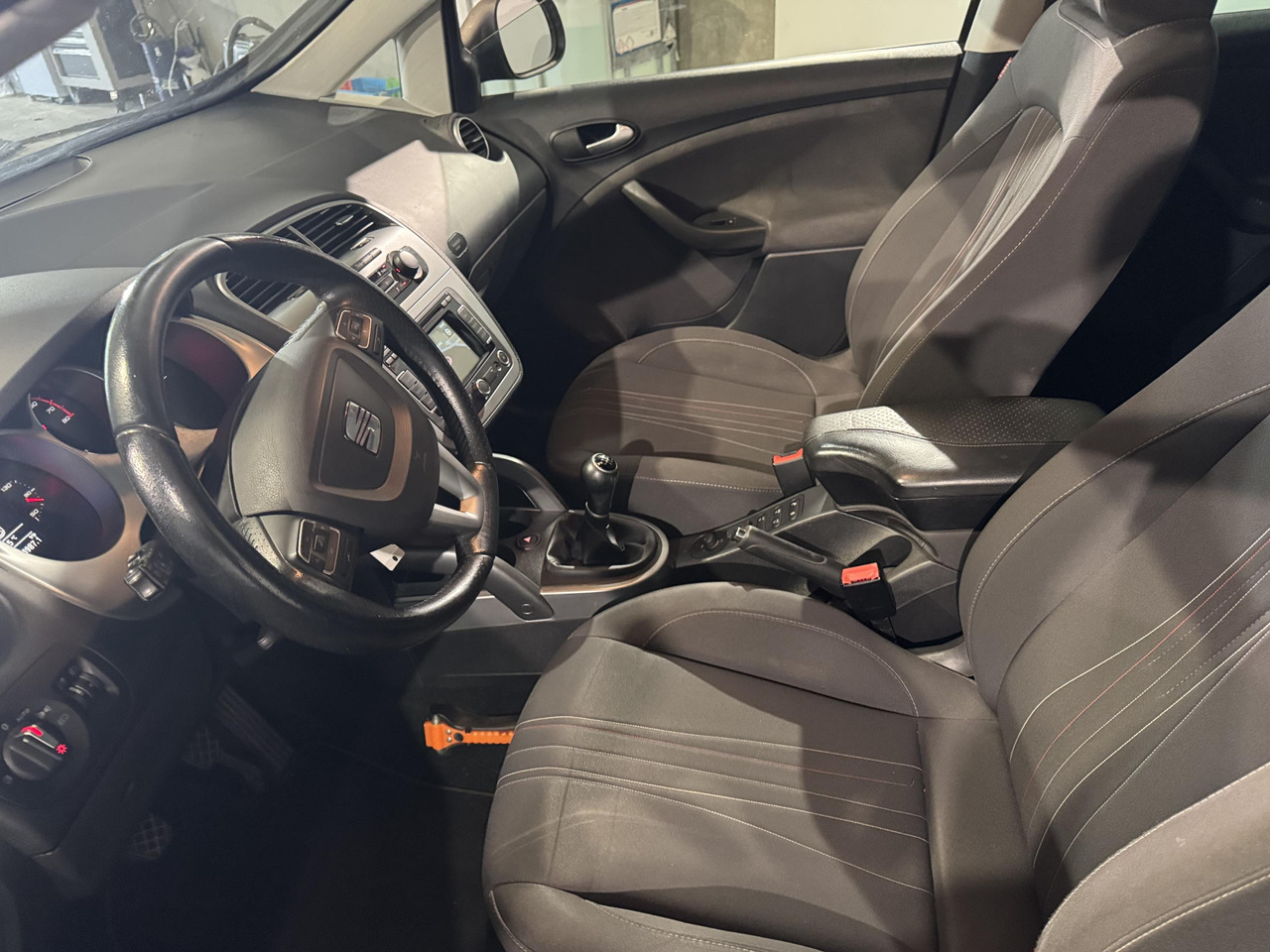 Car SEAT | Altea XL | 1.2 TSI Ecomotive Businessline COPA | 2012 | 274.939 km | 28TJZ5 | Logisch: picture 13