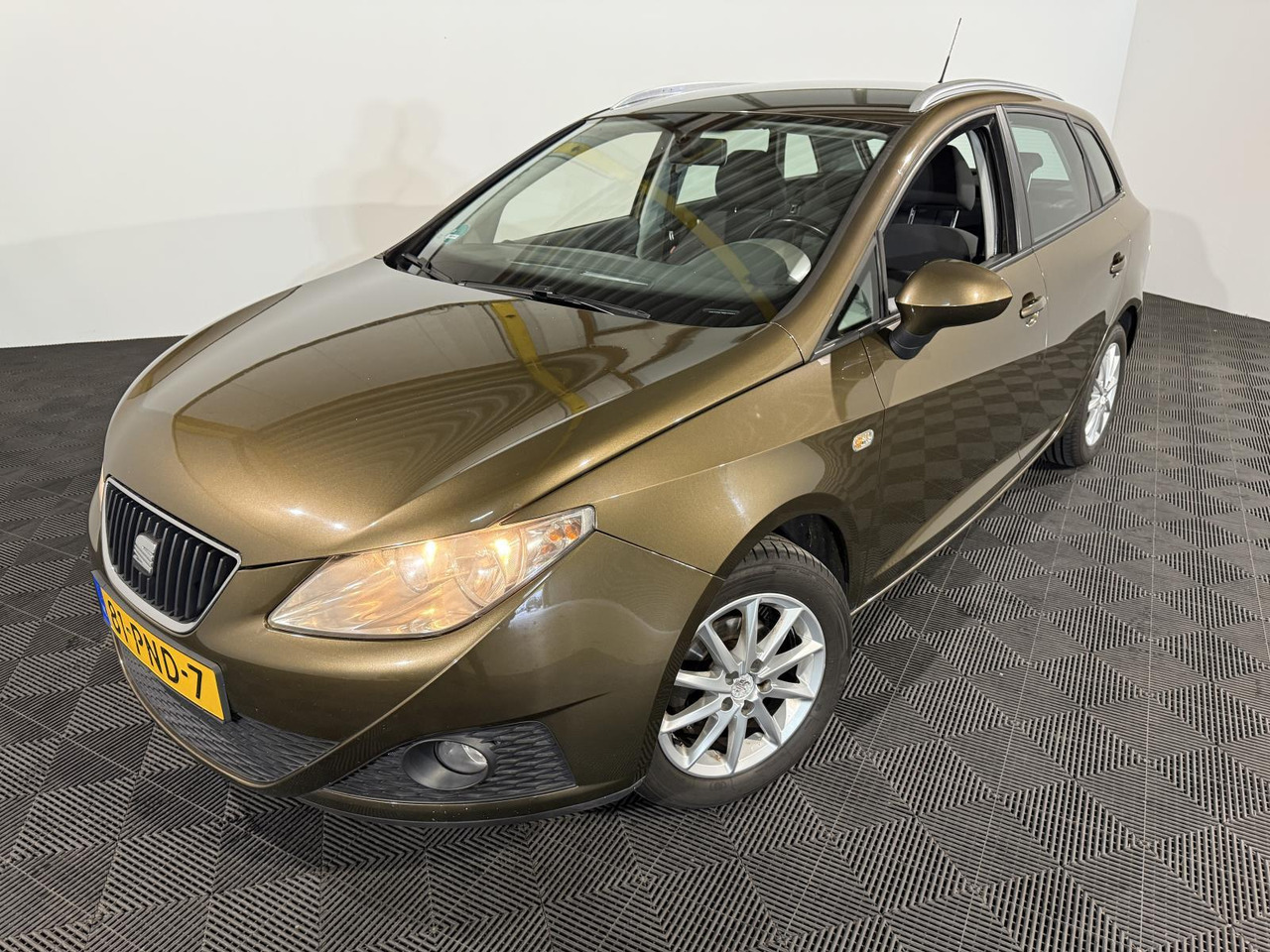 SEAT | Ibiza ST | 1.4 Style | 2011 | 276.390 km | 81PND7 | Logisch - Car: picture 1 SEAT | Ibiza ST | 1.4 Style | 2011 | 276.390 km | 81PND7 | Logisch - Car: picture 1