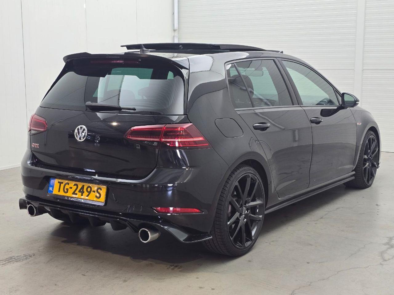 Volkswagen Golf 2.0 TSI GTI Performance Automaat | 2018 | 139.400 km | TG249S | NAP: Logisch - Hatchback: picture 4 Volkswagen Golf 2.0 TSI GTI Performance Automaat | 2018 | 139.400 km | TG249S | NAP: Logisch - Hatchback: picture 4