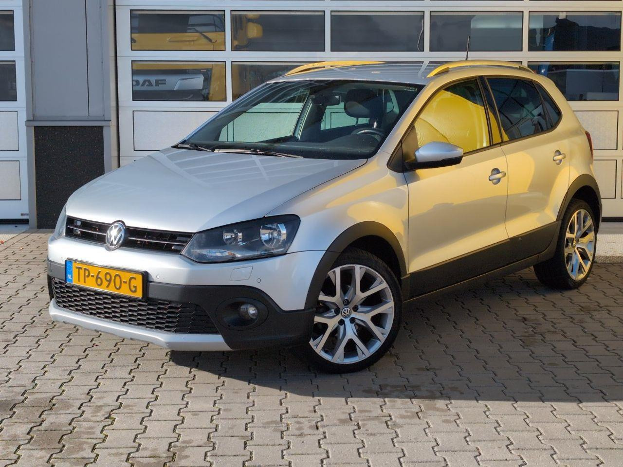 Volkswagen Polo 1.2 TSI Cross Comfortline Business R Automaat | 2017 | 159.021 km | TP690G | NAP: Geen oordeel - Hatchback: picture 1 Volkswagen Polo 1.2 TSI Cross Comfortline Business R Automaat | 2017 | 159.021 km | TP690G | NAP: Geen oordeel - Hatchback: picture 1