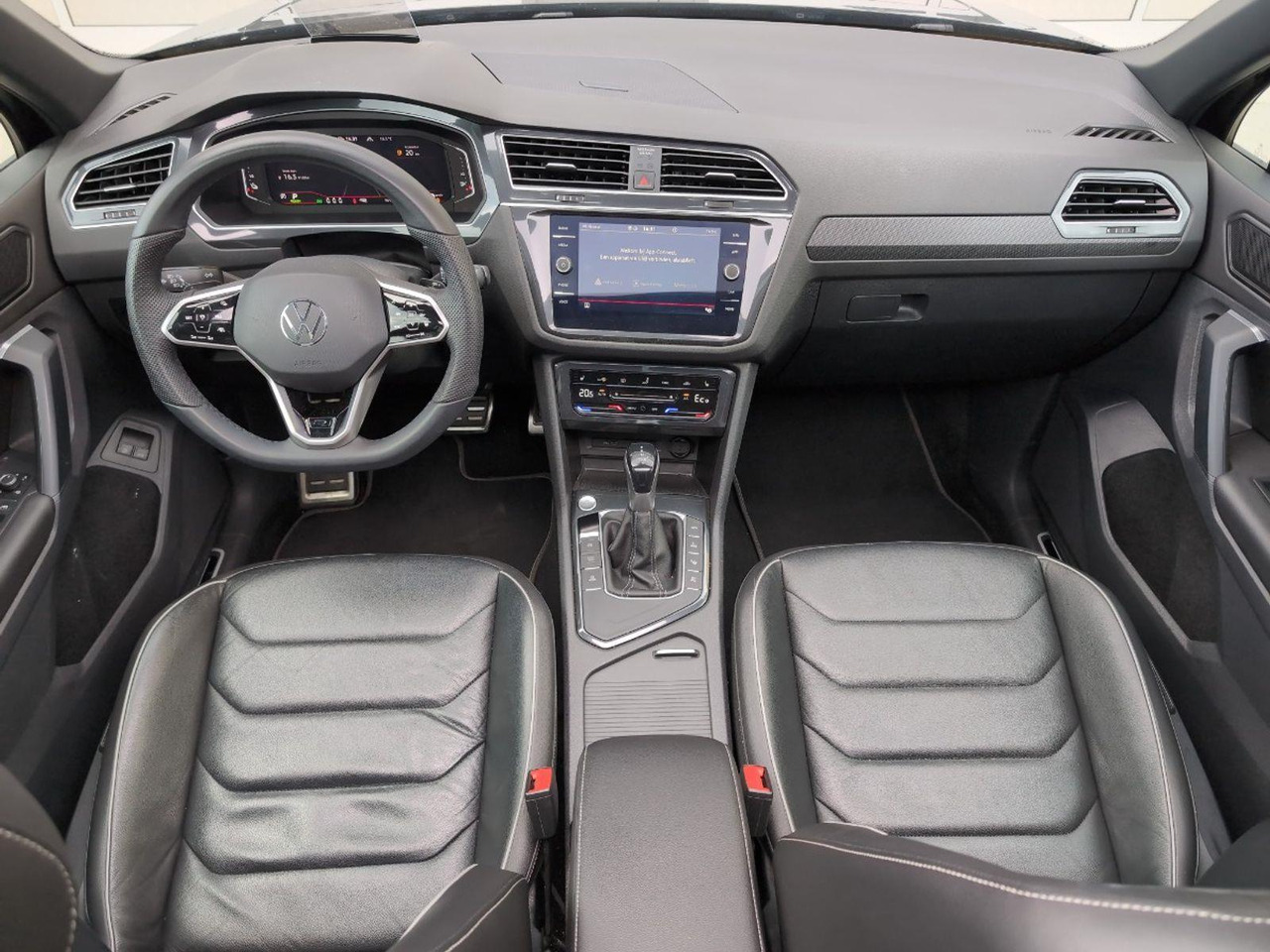 Volkswagen Tiguan 1.4 TSI eHybrid R - Line Business+ | 2021 | 96.459 km | Automaat | P192DG | NAP: Geen oordeel - SUV: picture 5 Volkswagen Tiguan 1.4 TSI eHybrid R - Line Business+ | 2021 | 96.459 km | Automaat | P192DG | NAP: Geen oordeel - SUV: picture 5
