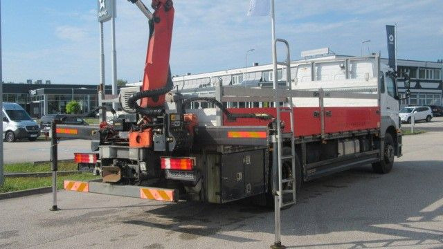 Mercedes-Benz Axor 1833 L Pr. Kran, PK 10.501, Klima - Dropside/ Flatbed truck, Crane truck: picture 5 Mercedes-Benz Axor 1833 L Pr. Kran, PK 10.501, Klima - Dropside/ Flatbed truck, Crane truck: picture 5