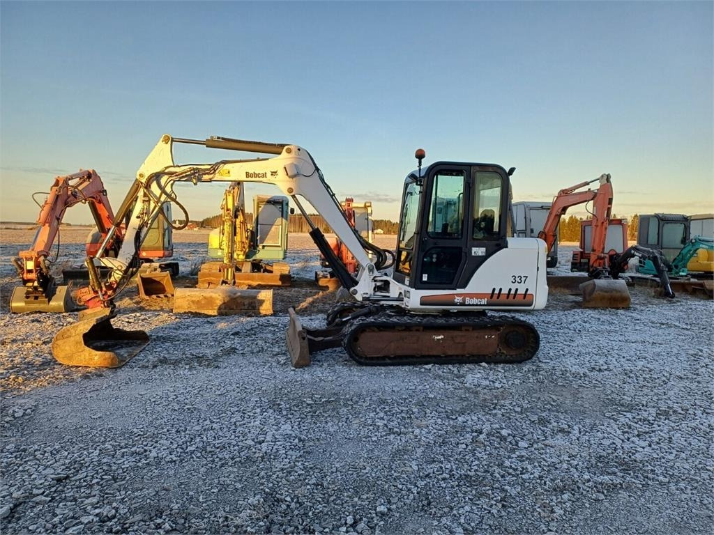 Bobcat 337D Kallistuvalla liittimellä - Mini excavator: picture 2 Bobcat 337D Kallistuvalla liittimellä - Mini excavator: picture 2