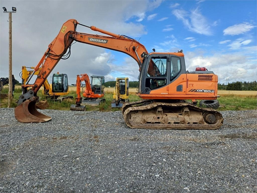 Doosan DX160LC Metsä alustalla - Crawler excavator: picture 2 Doosan DX160LC Metsä alustalla - Crawler excavator: picture 2