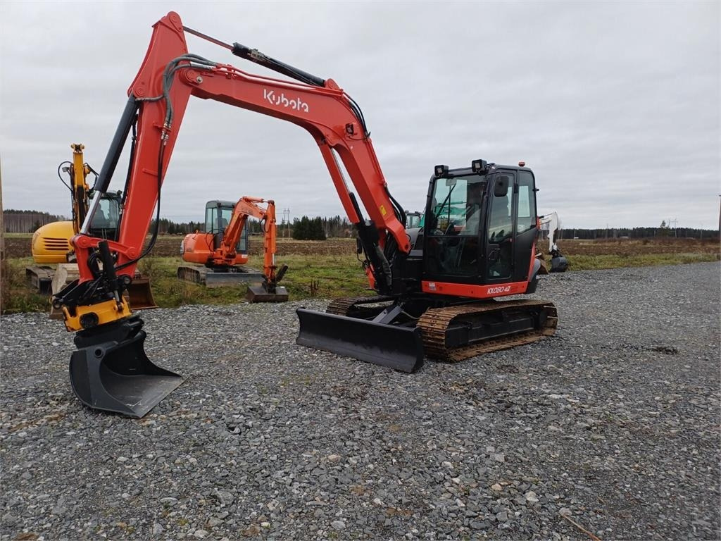 Kubota Kx080-4a Engcon pyörittäjällä - Mini excavator: picture 1 Kubota Kx080-4a Engcon pyörittäjällä - Mini excavator: picture 1