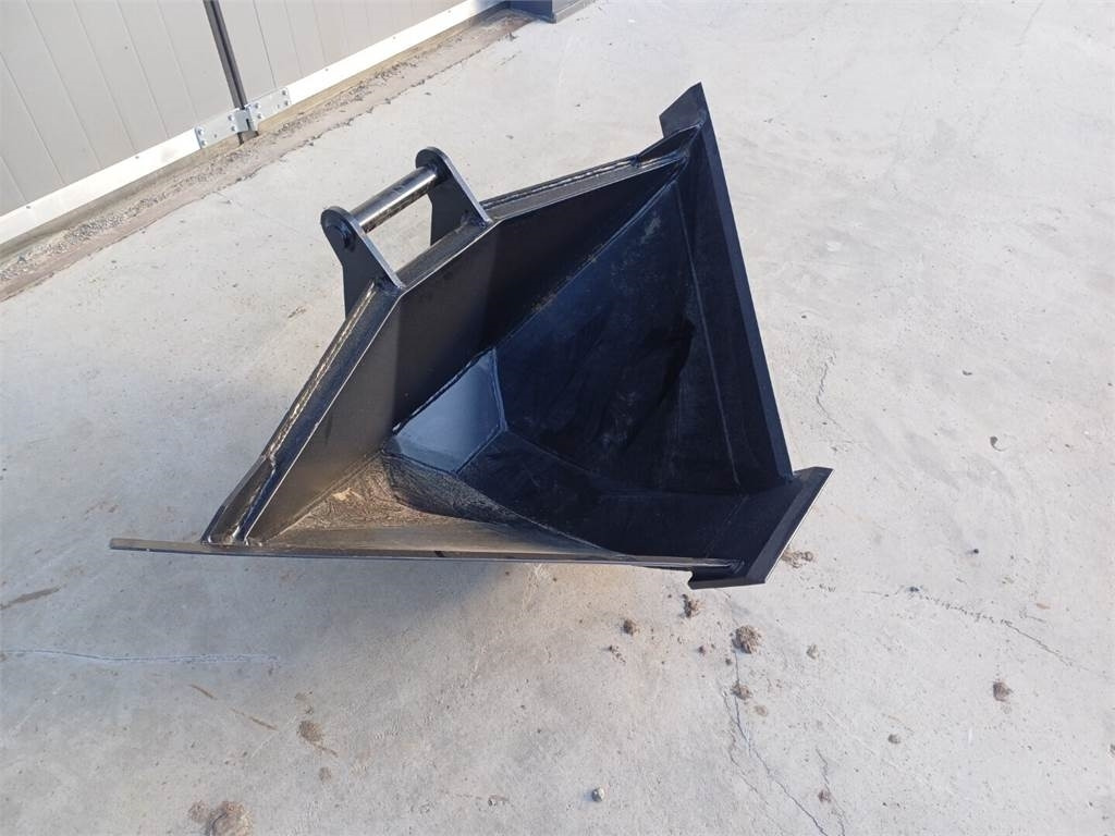 Tarfin Pelto-ojakauha s40 200L - Bucket for Construction machinery: picture 1 Tarfin Pelto-ojakauha s40 200L - Bucket for Construction machinery: picture 1