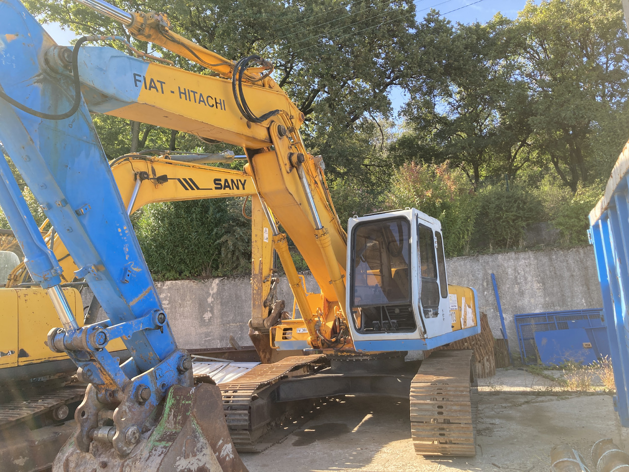 PELLE SUR CHENILLES FIAT-HITACHI FH 200 LCT - Crawler excavator: picture 1 PELLE SUR CHENILLES FIAT-HITACHI FH 200 LCT - Crawler excavator: picture 1