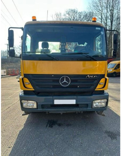 Mercedes-Benz Axor - Stationary concrete pump: picture 2 Mercedes-Benz Axor - Stationary concrete pump: picture 2
