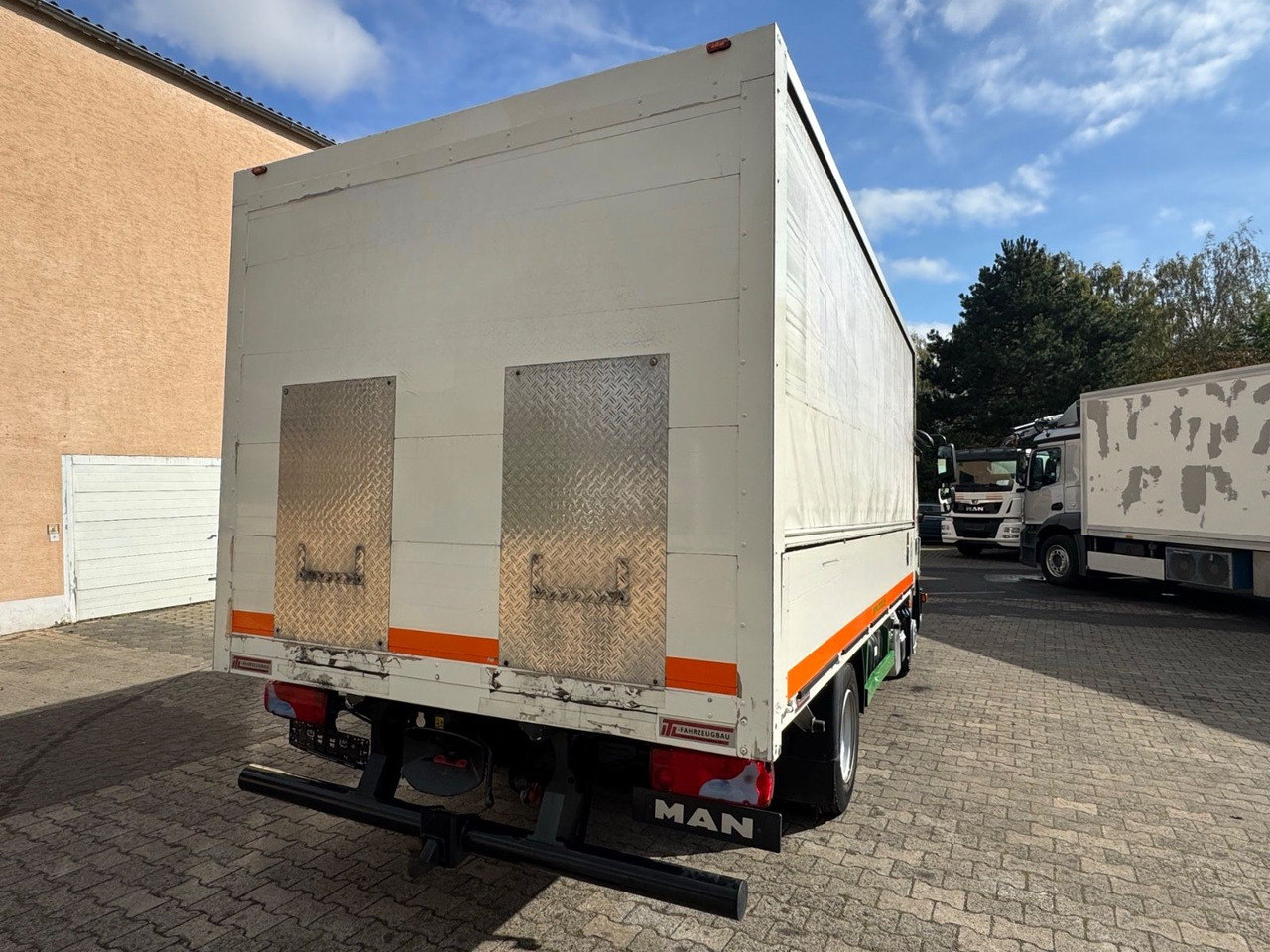 MAN TGL 8.190/GT-Rollo/B-L/Klima/aus1.Hand - Beverage truck: picture 5 MAN TGL 8.190/GT-Rollo/B-L/Klima/aus1.Hand - Beverage truck: picture 5