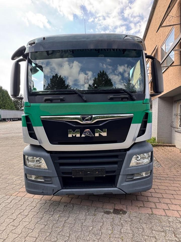 MAN TGS 26.460 2xAHK/2xLBW/Lenk-Lift/kpl.Zug - Box truck: picture 3 MAN TGS 26.460 2xAHK/2xLBW/Lenk-Lift/kpl.Zug - Box truck: picture 3