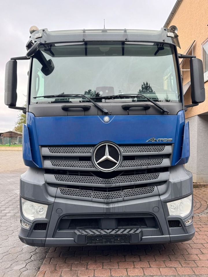 Mercedes-Benz 2548/Lenk-Lift/Retarder/Top-Zustand - Curtainsider truck: picture 2 Mercedes-Benz 2548/Lenk-Lift/Retarder/Top-Zustand - Curtainsider truck: picture 2