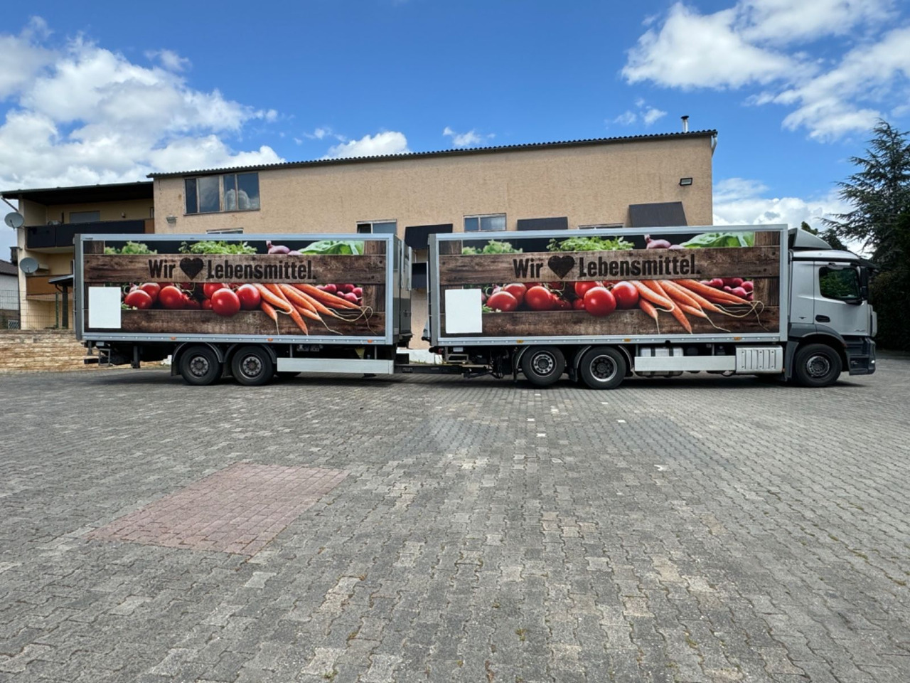 Mercedes-Benz Antos 2540/Durchladbar/Frigoblock/2x LBW/kpl.Zug - Refrigerator truck: picture 3 Mercedes-Benz Antos 2540/Durchladbar/Frigoblock/2x LBW/kpl.Zug - Refrigerator truck: picture 3