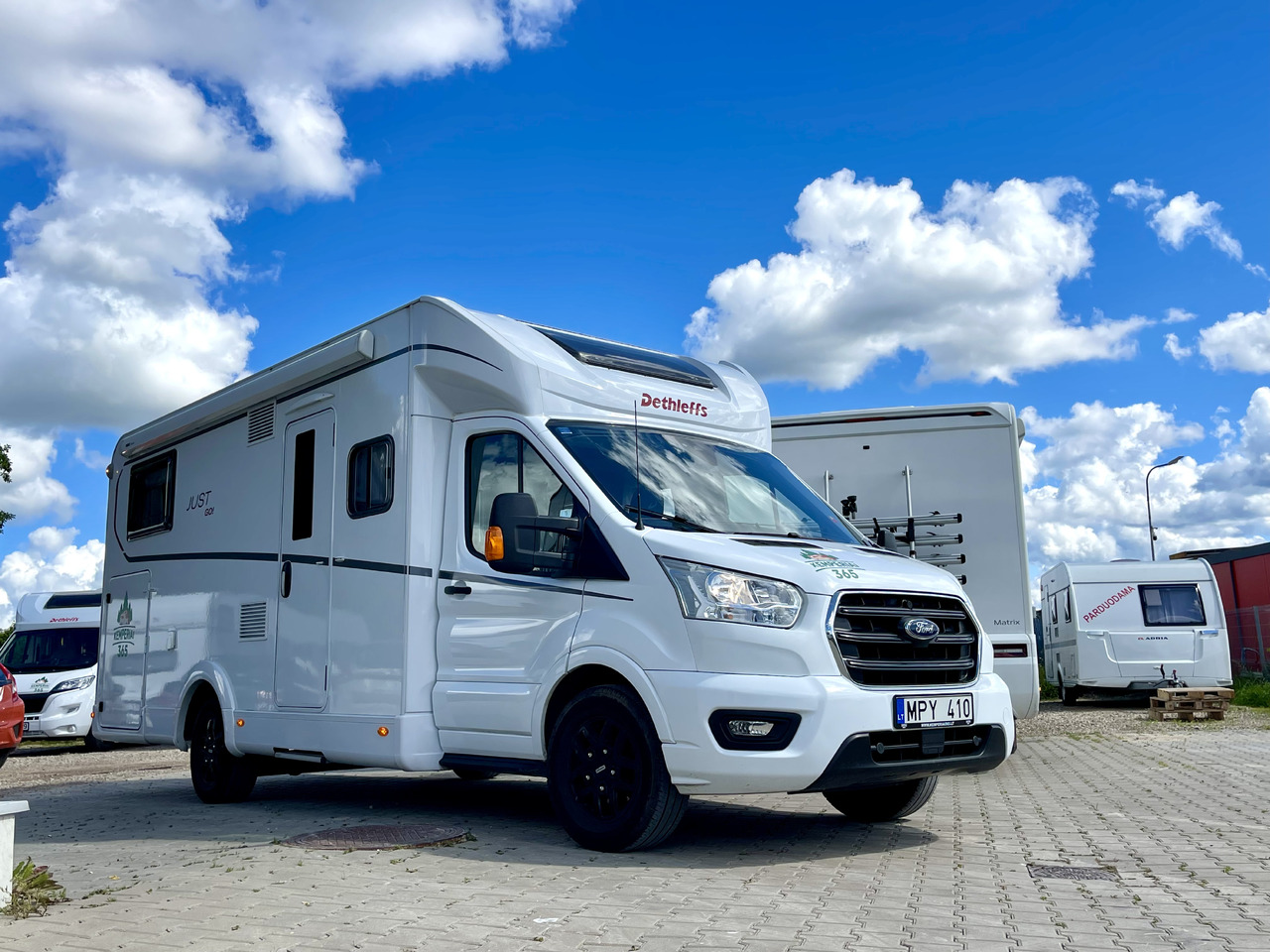 DETHLEFFS Just Go T7055 EBL - Semi-integrated motorhome: picture 3 DETHLEFFS Just Go T7055 EBL - Semi-integrated motorhome: picture 3