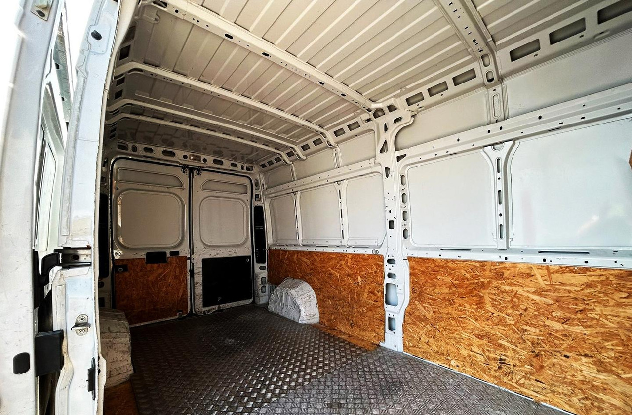 Panel van Fiat Ducato 2.3 mjt 150 cv: picture 9