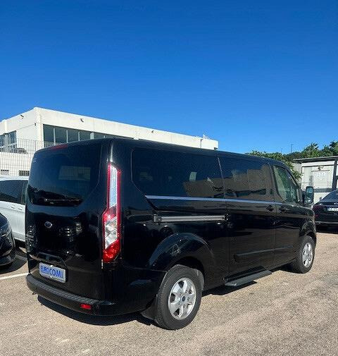 Ford Tourneo Custom Tourneo Custom 310 2.0 TDCi 17 - Car: picture 4 Ford Tourneo Custom Tourneo Custom 310 2.0 TDCi 17 - Car: picture 4