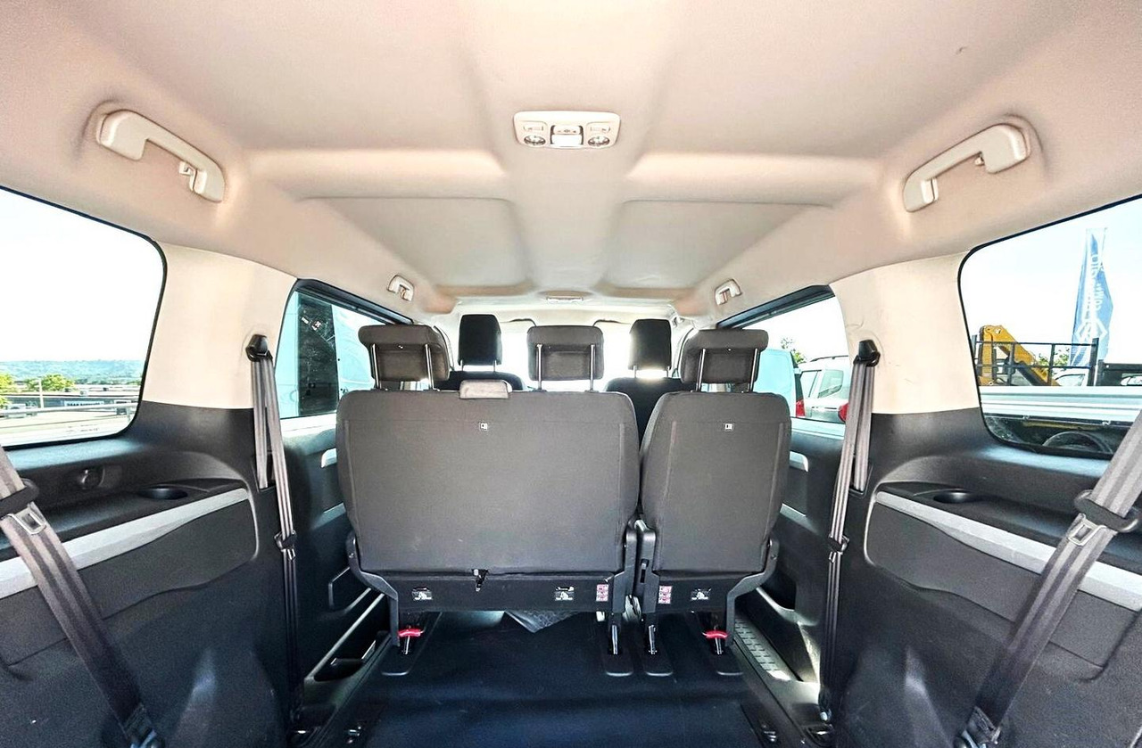 Combi van Peugeot Expert Traveller 2.0 HDi 150 cv Autocarro: picture 14