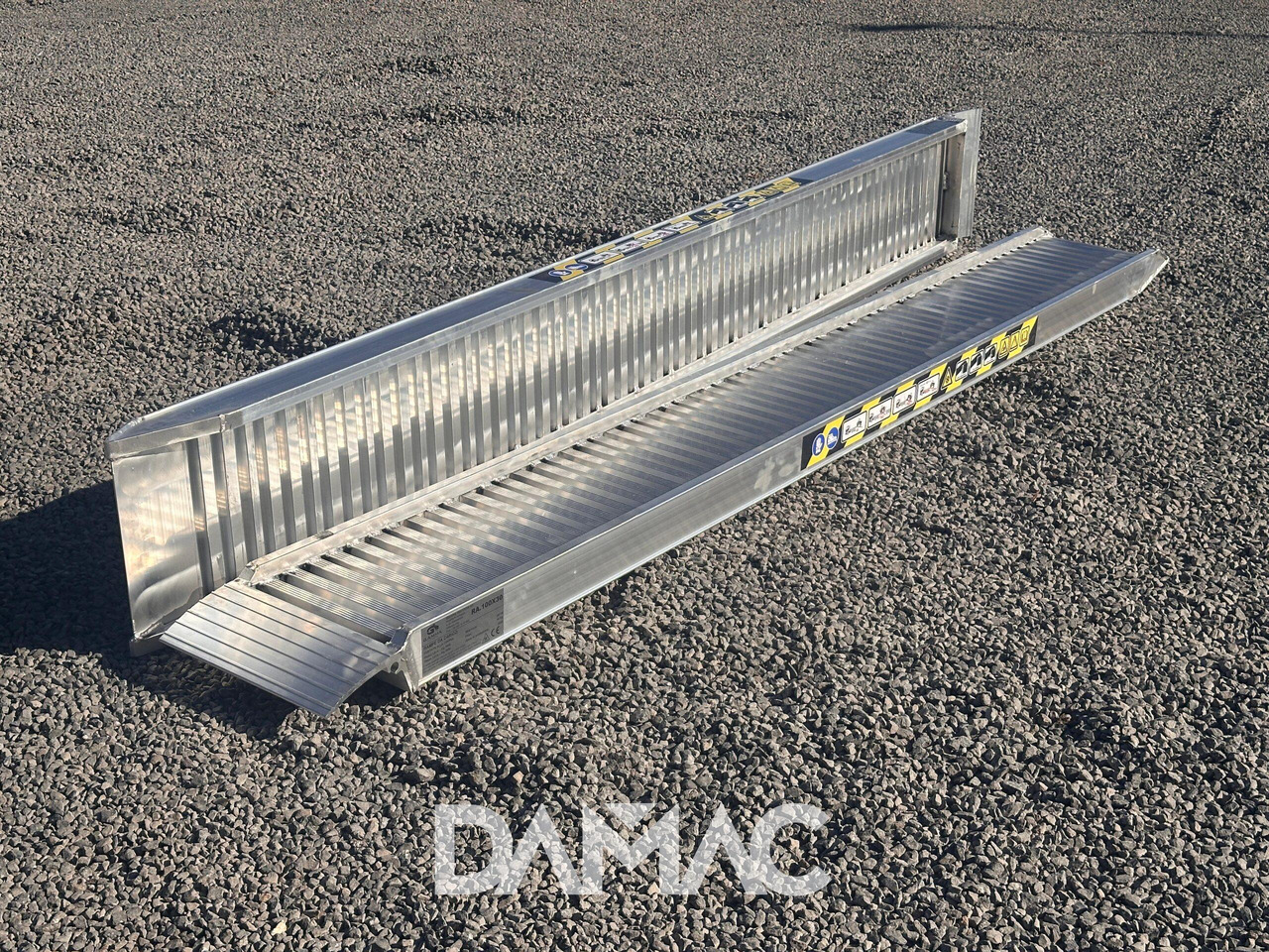 DAMAC RA.100X30 - Loading ramp: picture 1 DAMAC RA.100X30 - Loading ramp: picture 1
