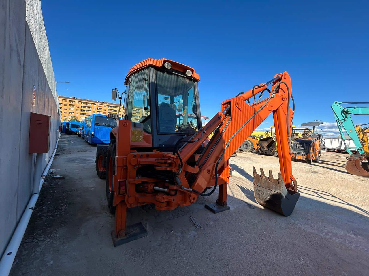 FIAT HITACHI FB100 - Backhoe loader: picture 2 FIAT HITACHI FB100 - Backhoe loader: picture 2