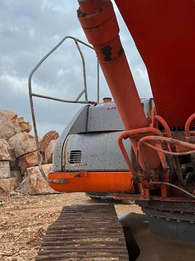 FIAT KOBELCO E305 - Crawler excavator: picture 5 FIAT KOBELCO E305 - Crawler excavator: picture 5